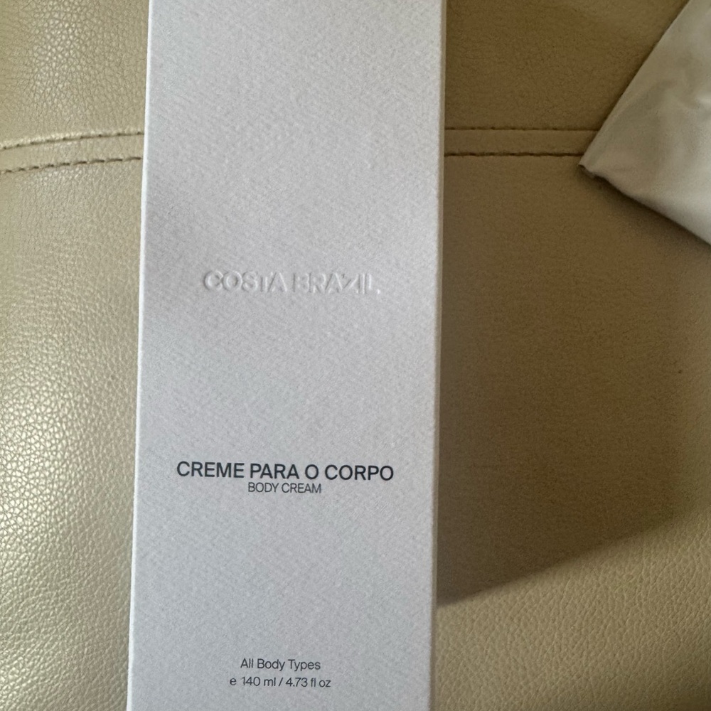 NEW COSTA BRAZIL NEW! Skincare Set with Silver and White Packaging - Picture 13 of 16